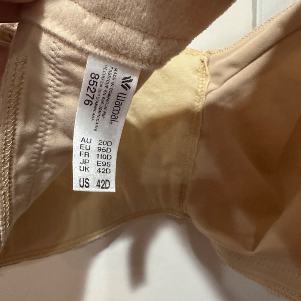 Wacoal 42D Awareness Full Figure Seamless WireFree Bra 85276 Sand Beige New - Picture 7 of 7